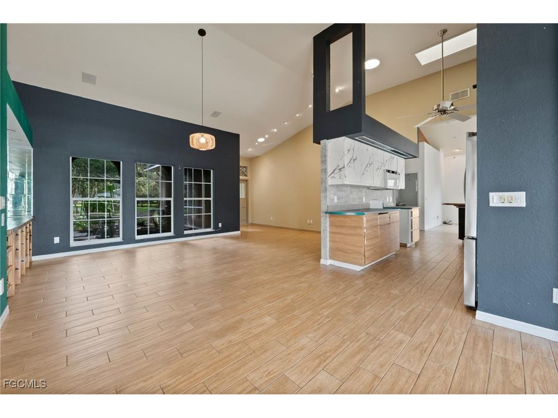 1981 Carbonata Drive Alva FL 33920 2025013967 image7