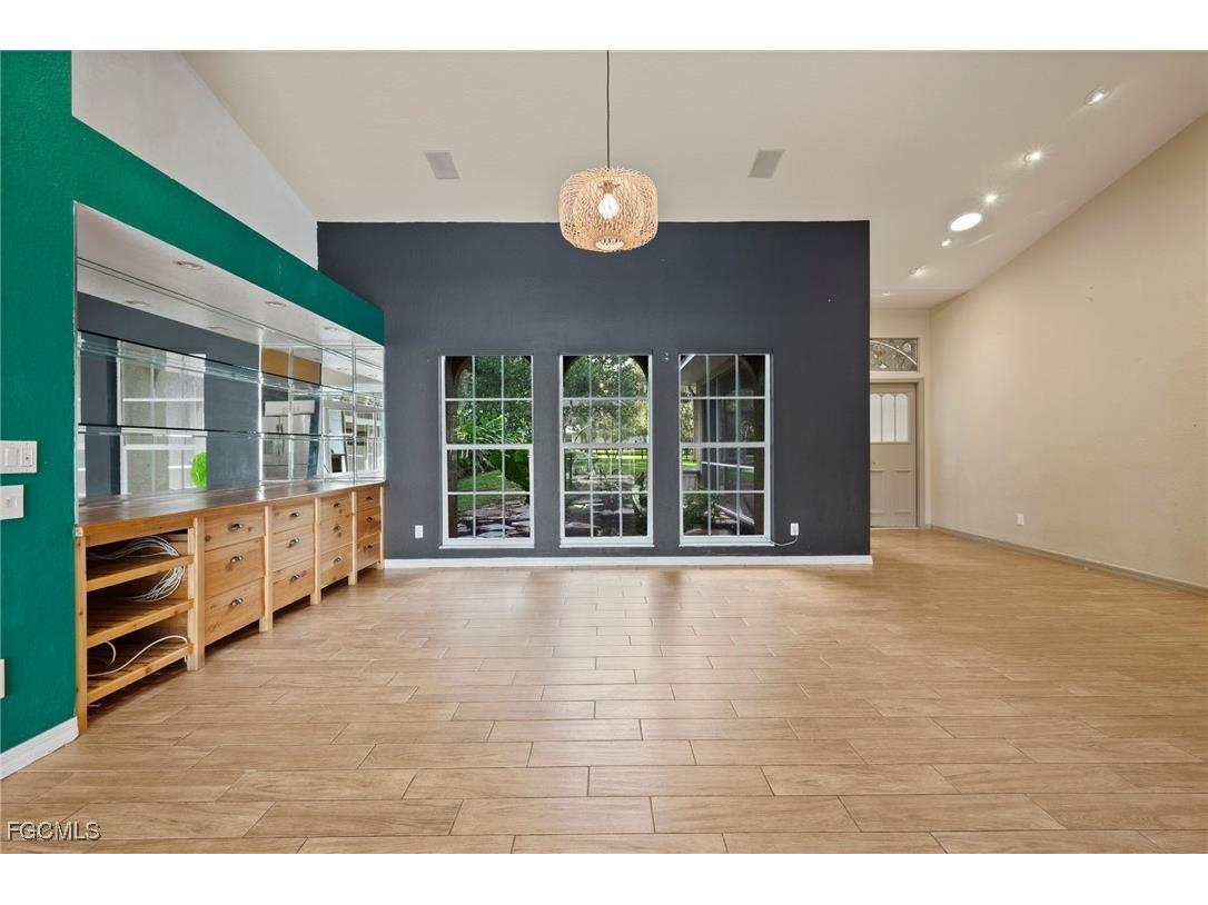 1981 Carbonata Drive Alva FL 33920 2025013967 image8