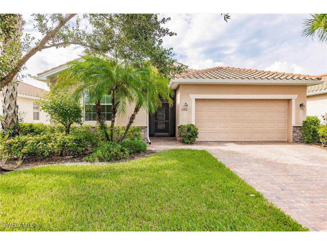 1982 Fairmont Lane Naples FL 34120 224064005 image1