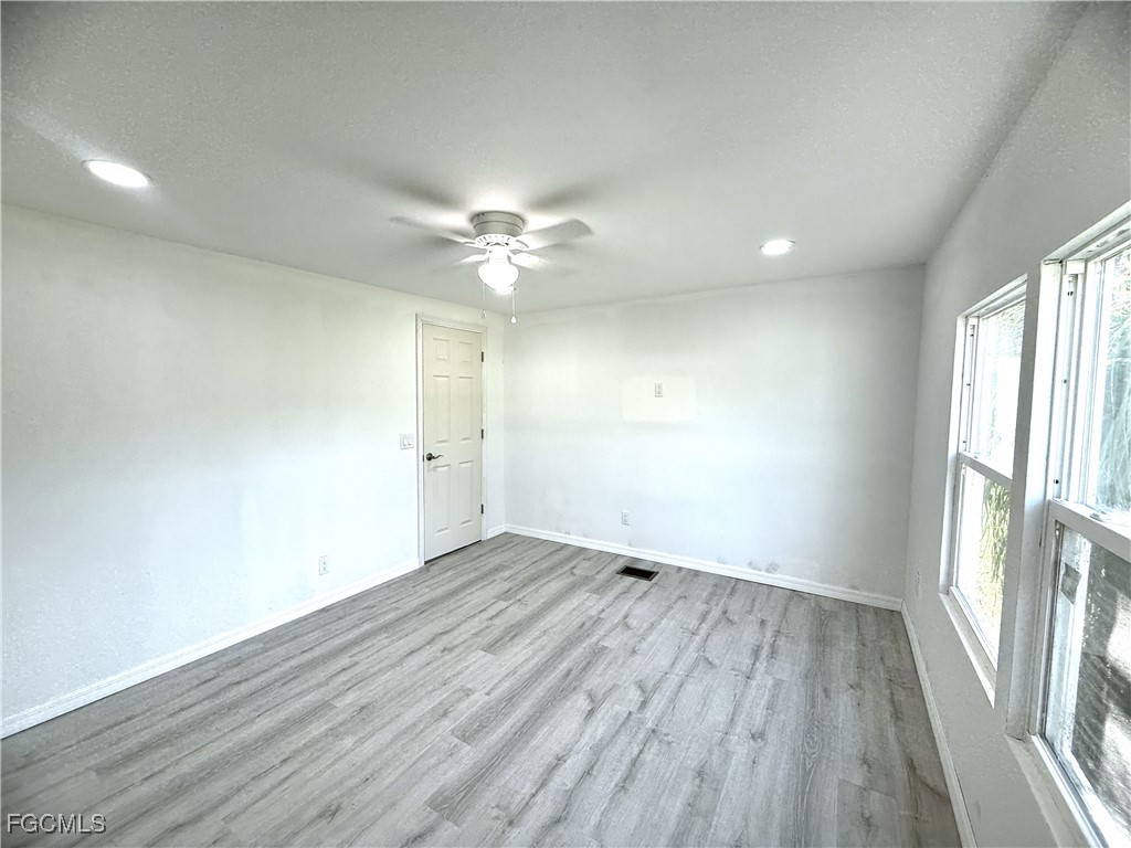 1982 Laurel Lane North Fort Myers FL 33917 2025005614 image18