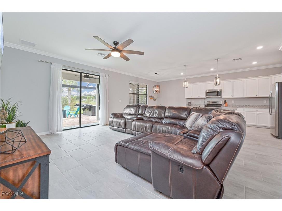 19828 Beechcrest Place Estero FL 33928 2025024105 image16