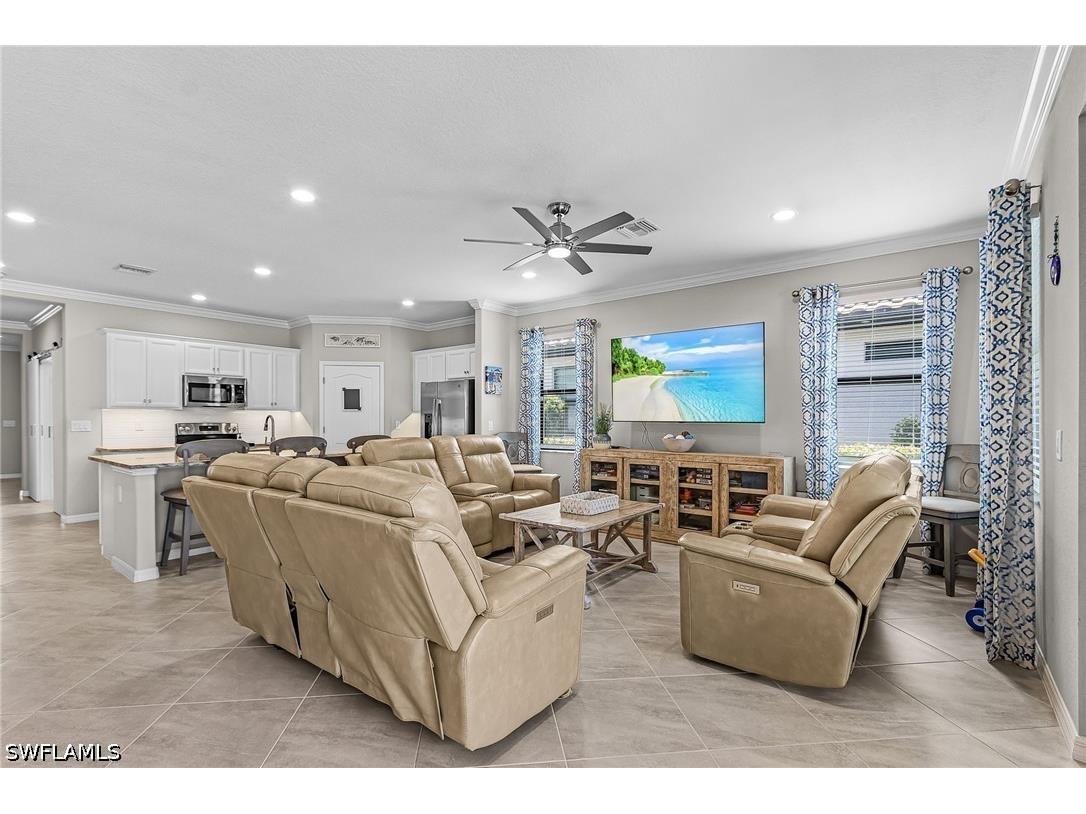 19832 The Place Boulevard Estero FL 33928 226014805 image10