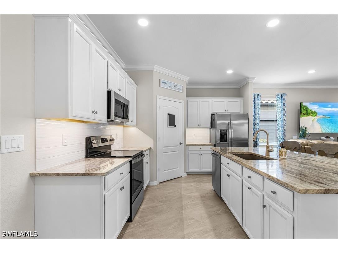 19832 The Place Boulevard Estero FL 33928 226014805 image5
