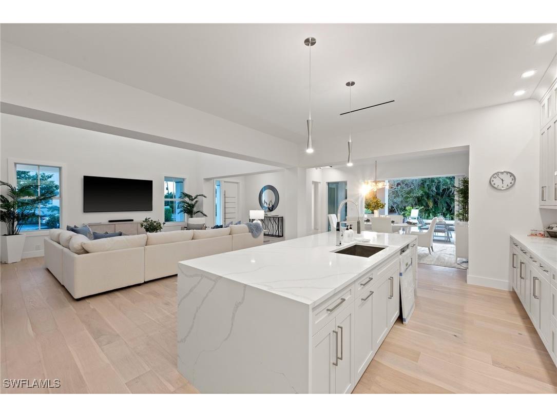 1984 Frederick Street Naples FL 34112 226001974 image10