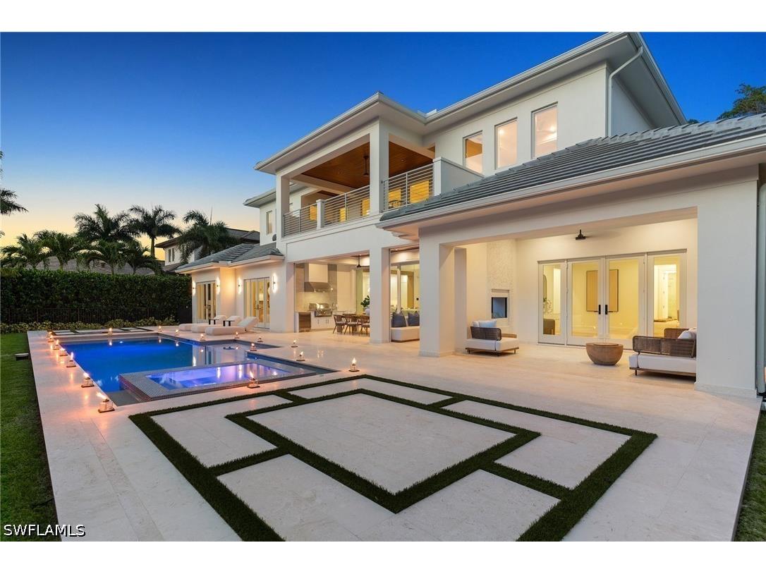 1985 Crayton Road Naples FL 34102 226023534 image1