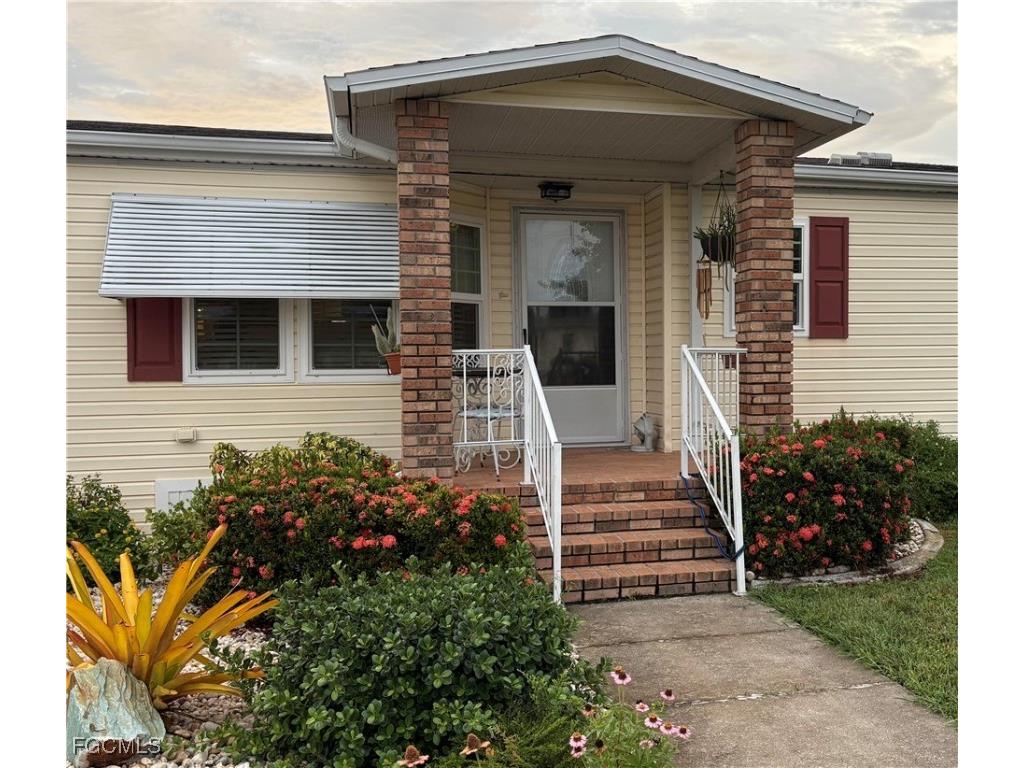 19863 Eagle Trace Court North Fort Myers FL 33903 2025004937 image3