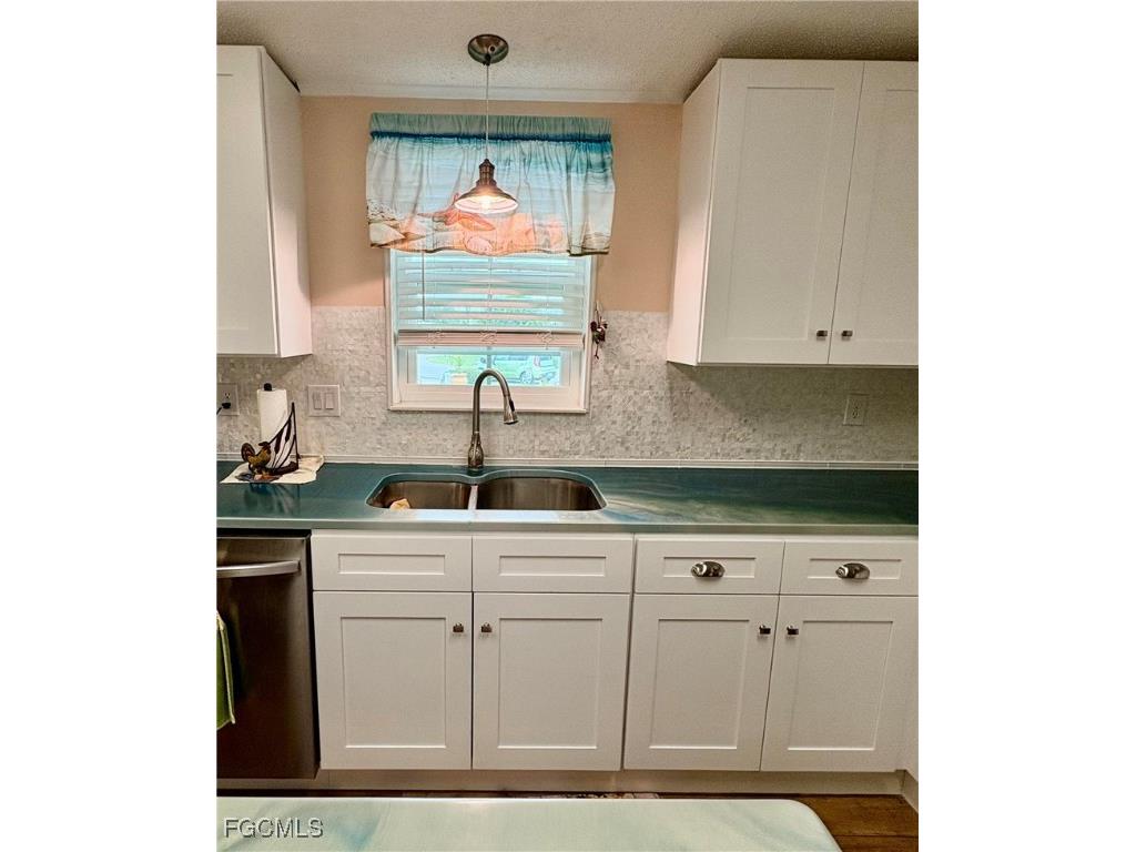 19863 Eagle Trace Court North Fort Myers FL 33903 2025004937 image8