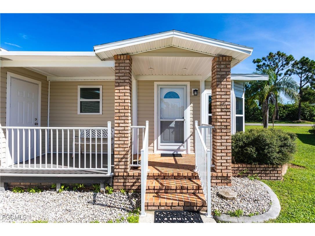 19867 Eagle Trace Court North Fort Myers FL 33903 2025005234 image4