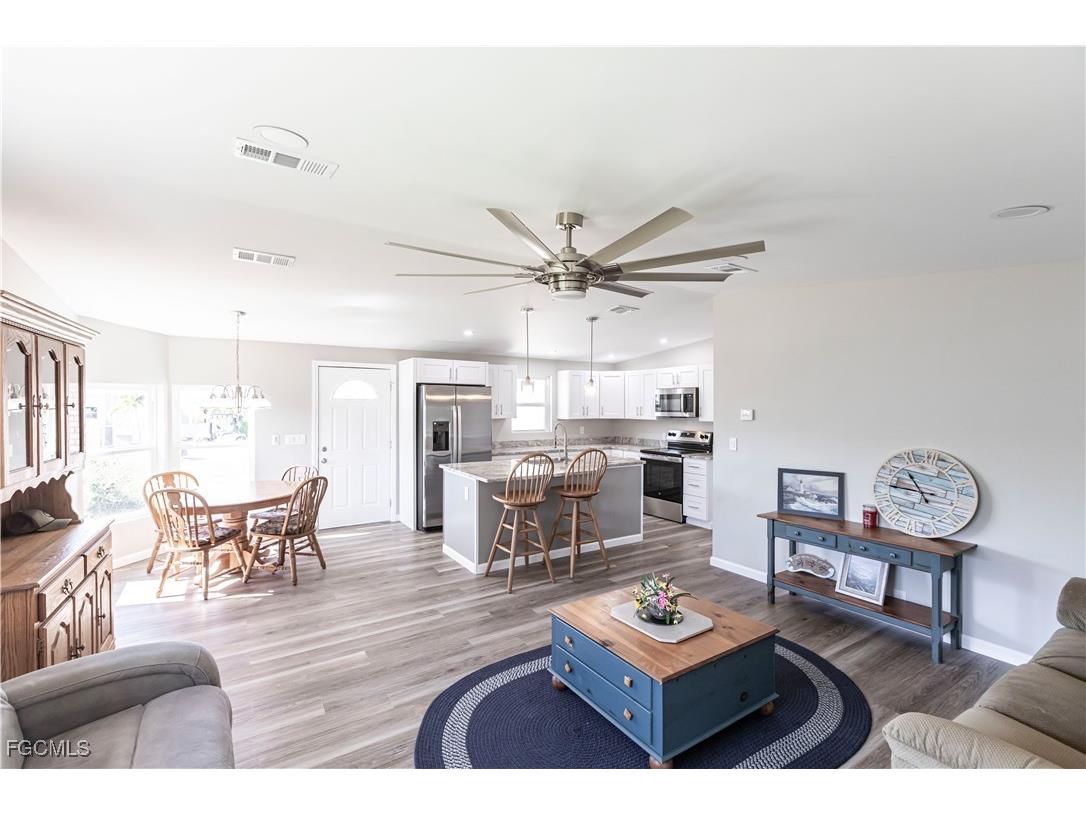 19867 Eagle Trace Court North Fort Myers FL 33903 2025005234 image6