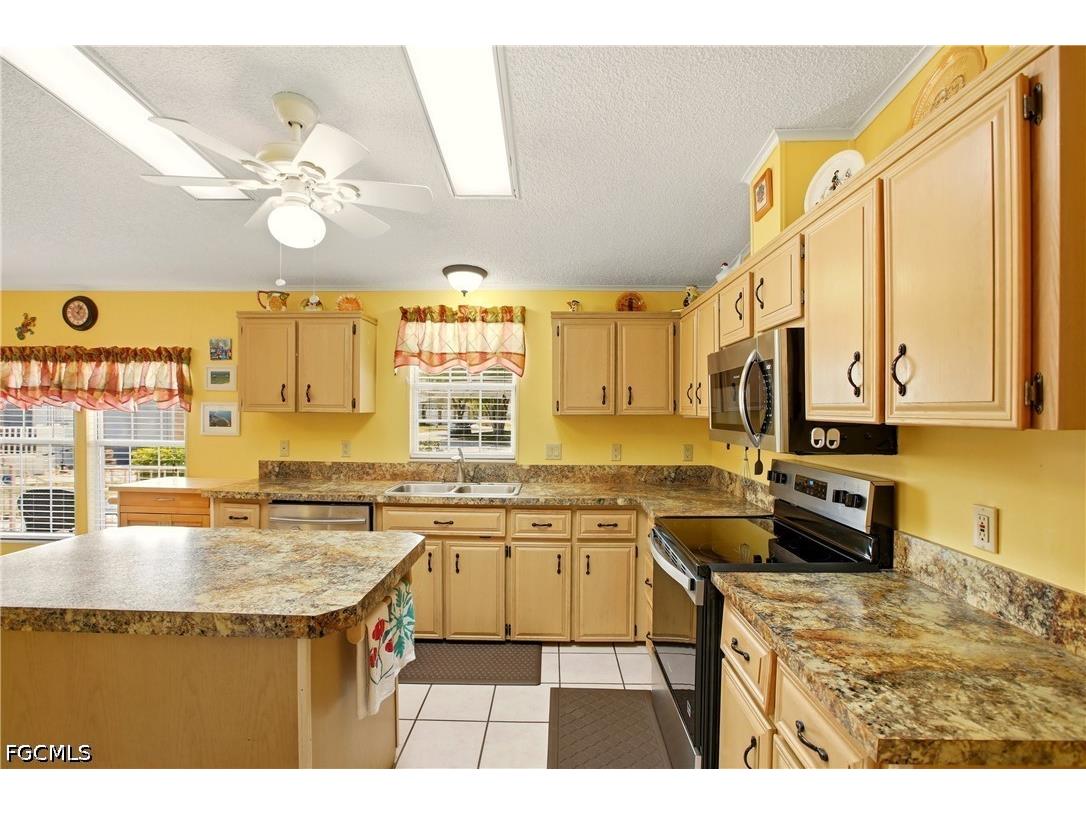 19868 Frenchmans Court North Fort Myers FL 33903 2026014678 image10