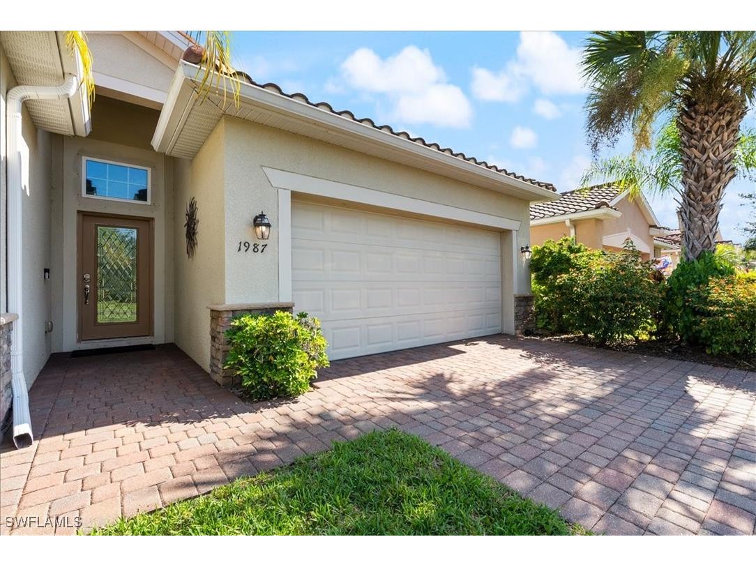 1987 Fairmont Lane Naples FL 34120 225063761 image2