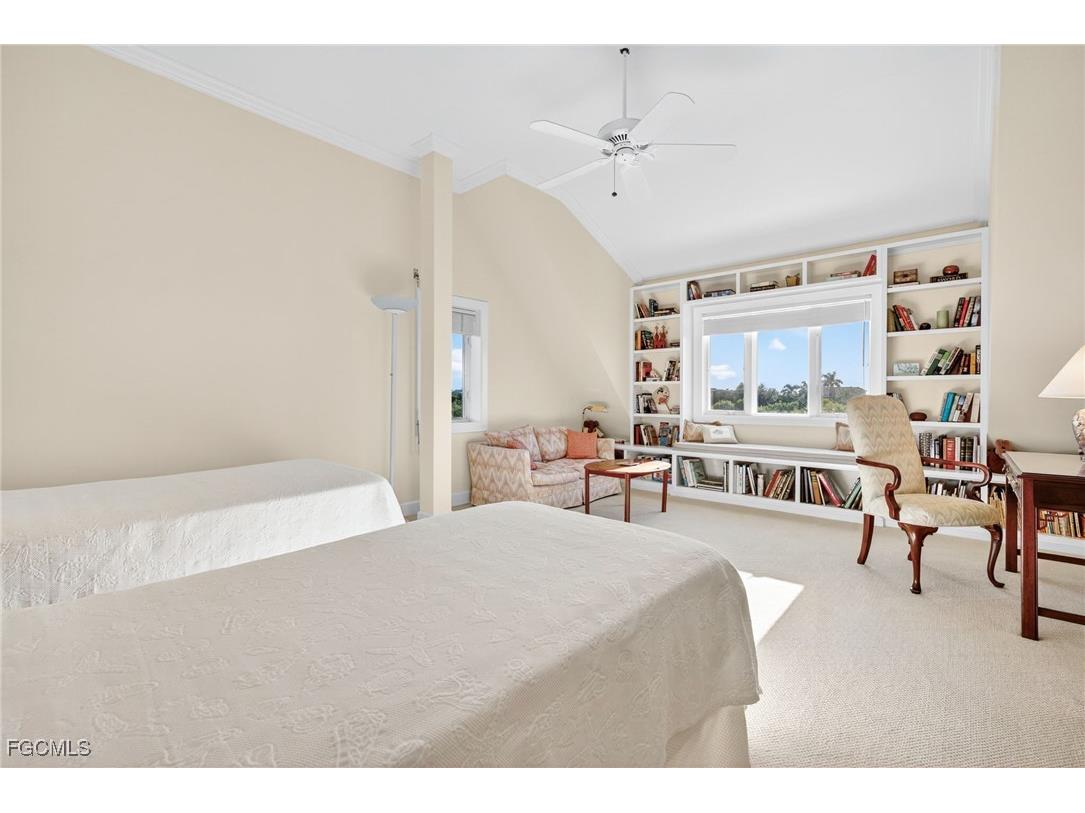 1987 My Tern Court Sanibel FL 33957 2025020448 image25