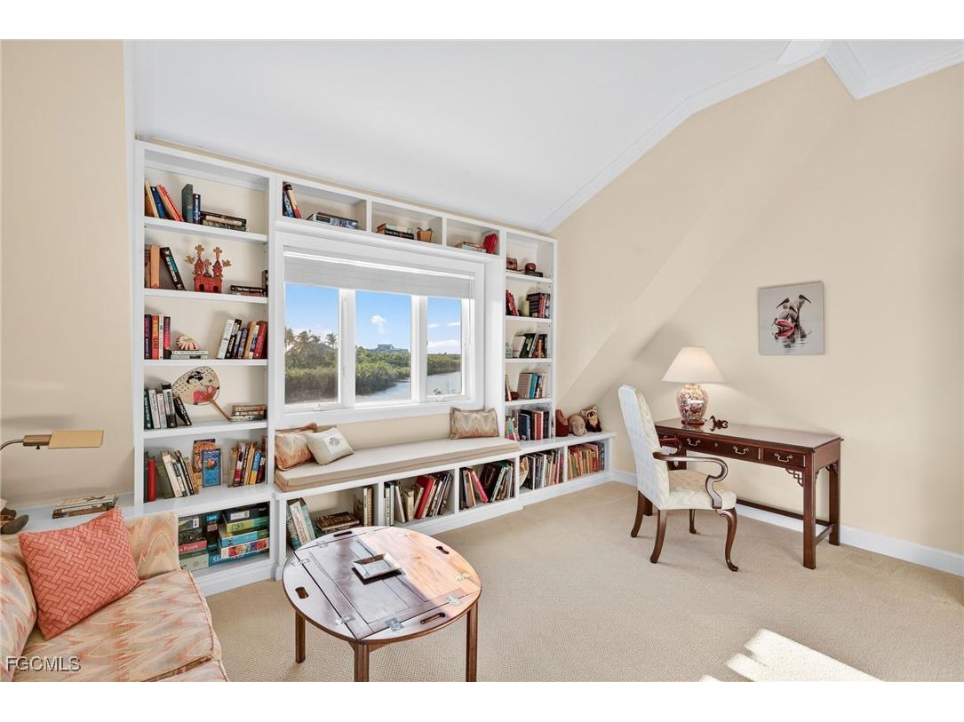 1987 My Tern Court Sanibel FL 33957 2025020448 image26