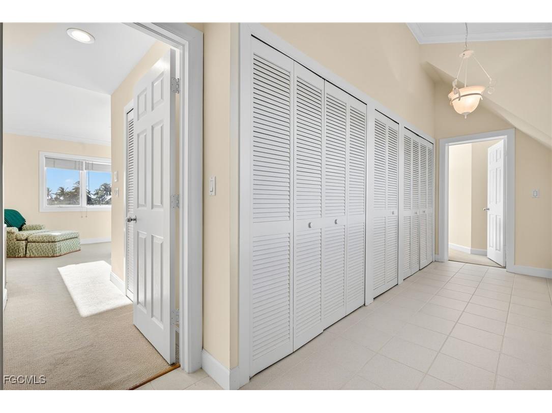 1987 My Tern Court Sanibel FL 33957 2025020448 image33