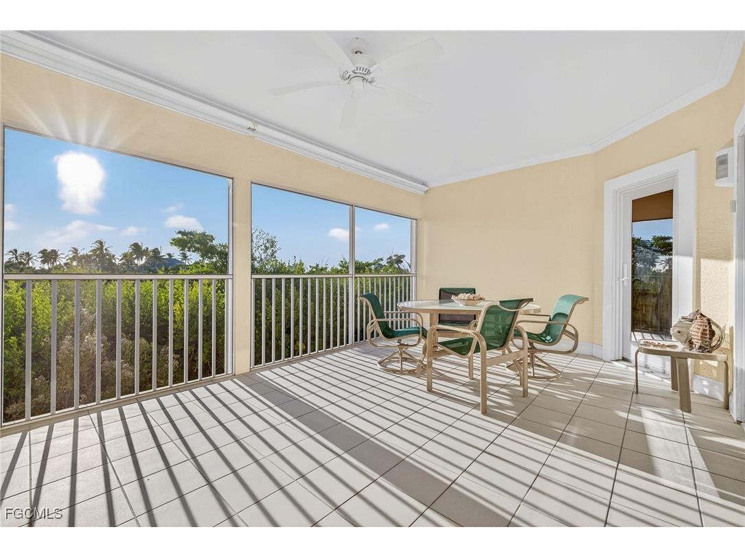 1987 My Tern Court Sanibel FL 33957 2025020448 image34