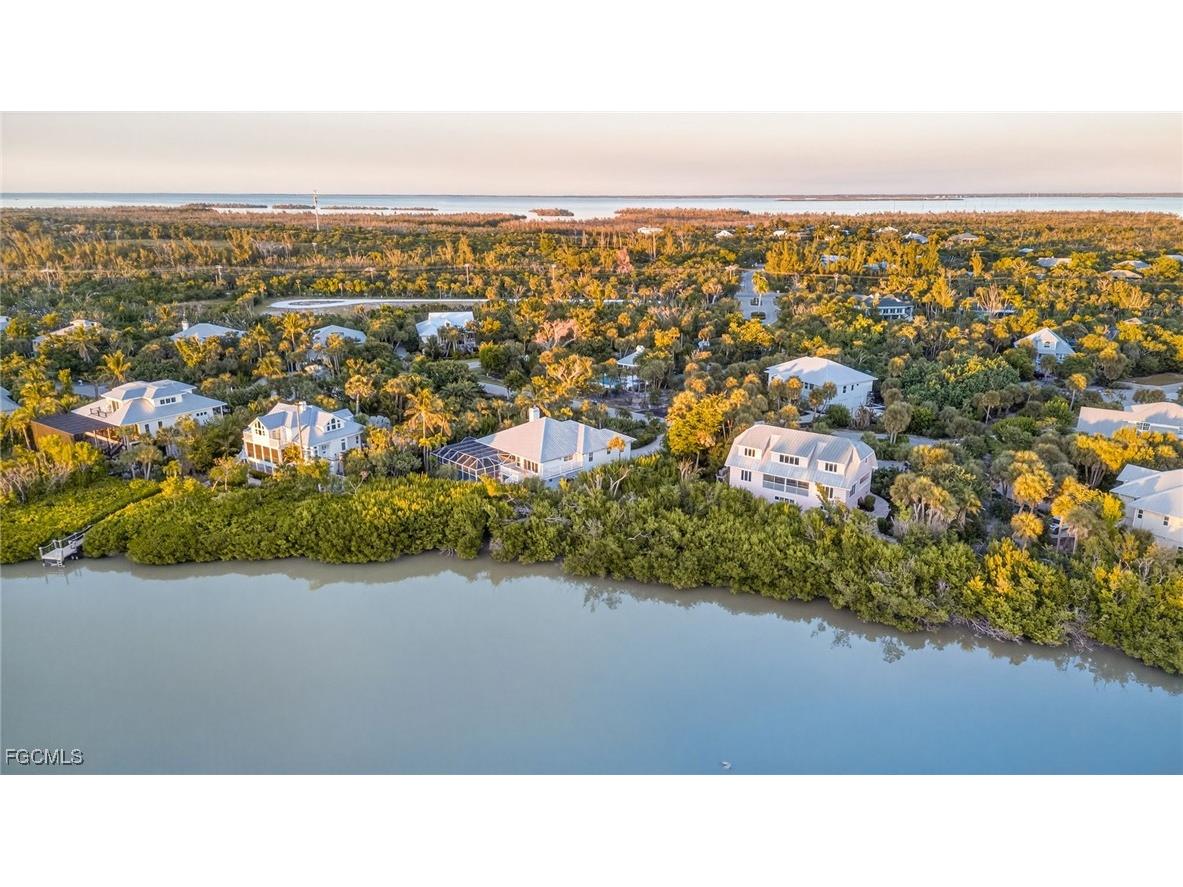 1987 My Tern Court Sanibel FL 33957 2025020448 image40