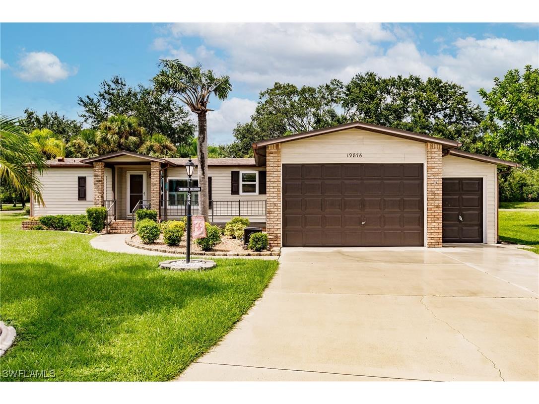 19876 Frenchmans Court North Fort Myers FL 33903 224023242 image1