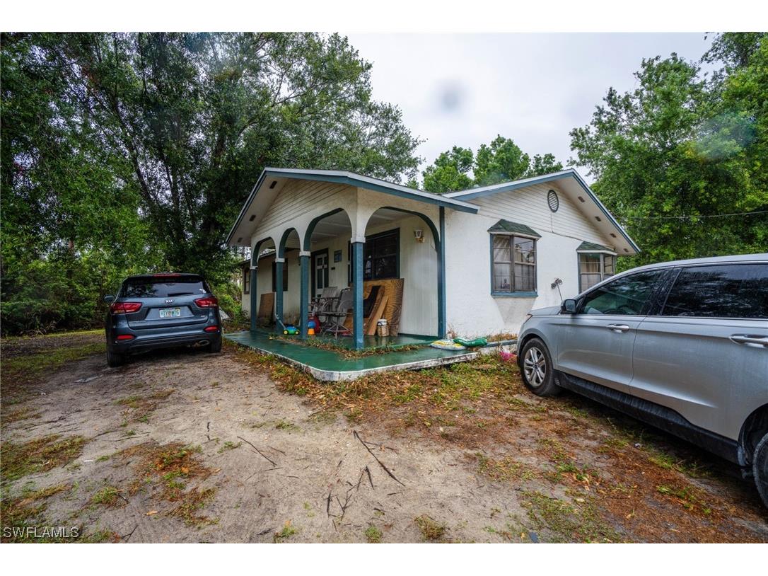1989 Buddy Lane North Fort Myers FL 33917 223029484 image1