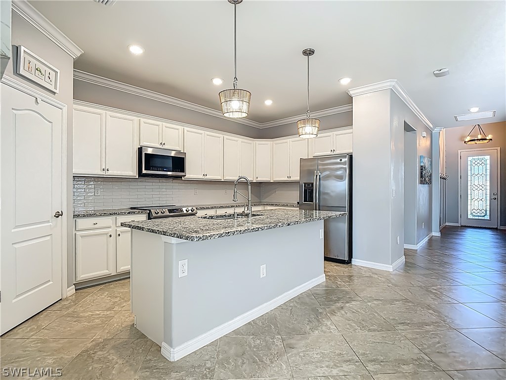 19890 Beverly Park Road Estero FL 33928 226012467 image9