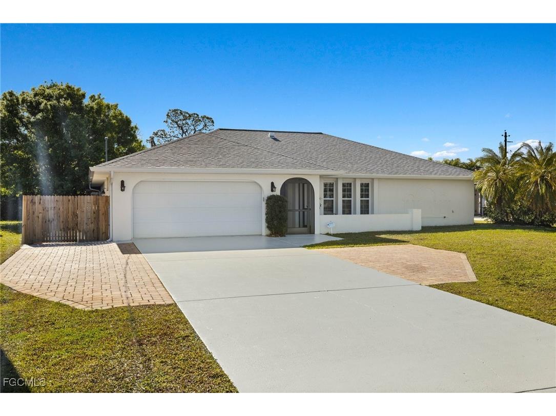 19897 Midway Boulevard Port Charlotte FL 33948 2025018033 image1