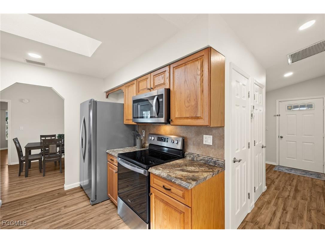 19897 Midway Boulevard Port Charlotte FL 33948 2025018033 image9