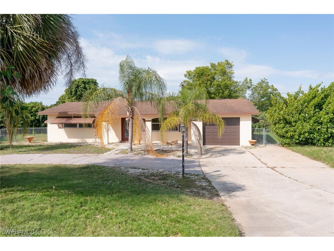 199 Idleview Avenue Lehigh Acres FL 33936 223042118 image1