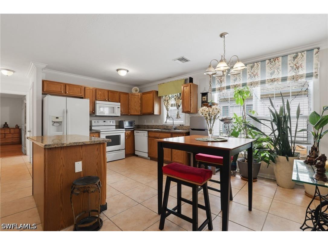 199 Leawood Circle Naples FL 34104 226015622 image8