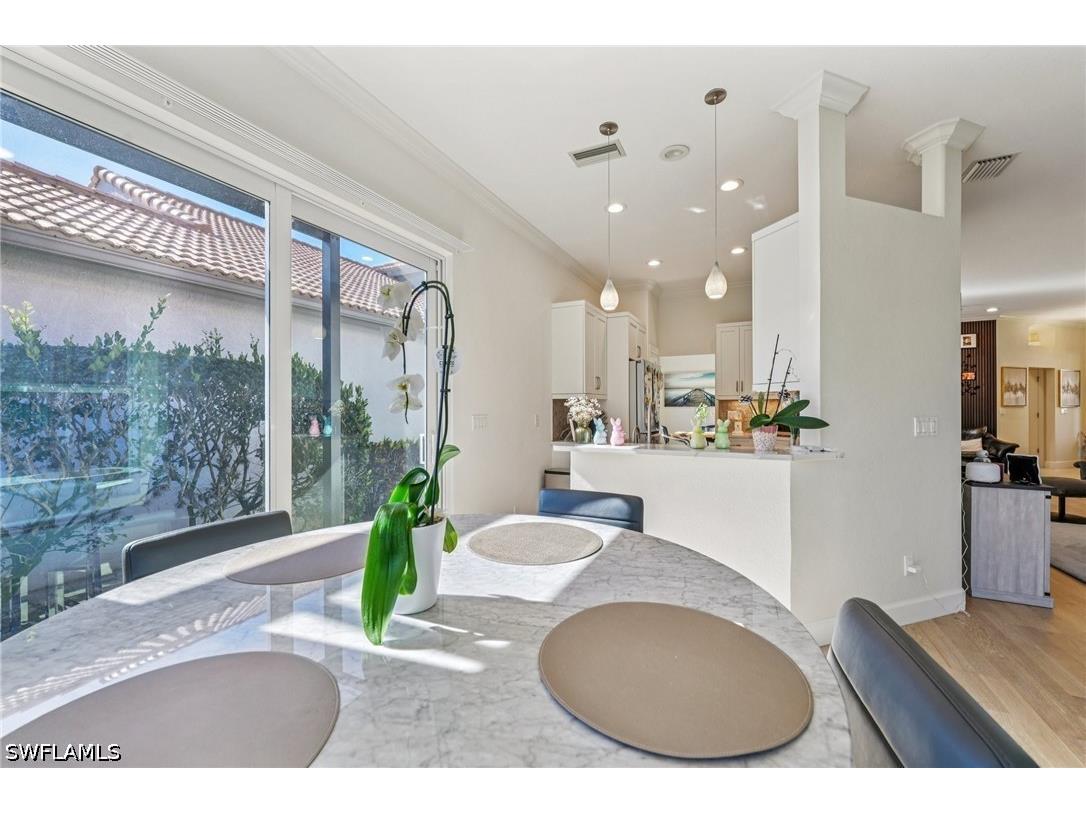 199 Vista Lane Naples FL 34119 226013461 image15