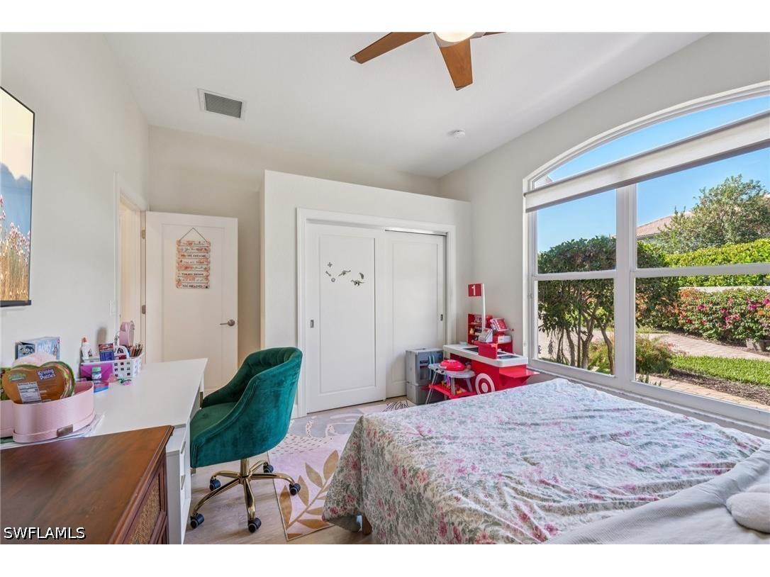 199 Vista Lane Naples FL 34119 226013461 image21