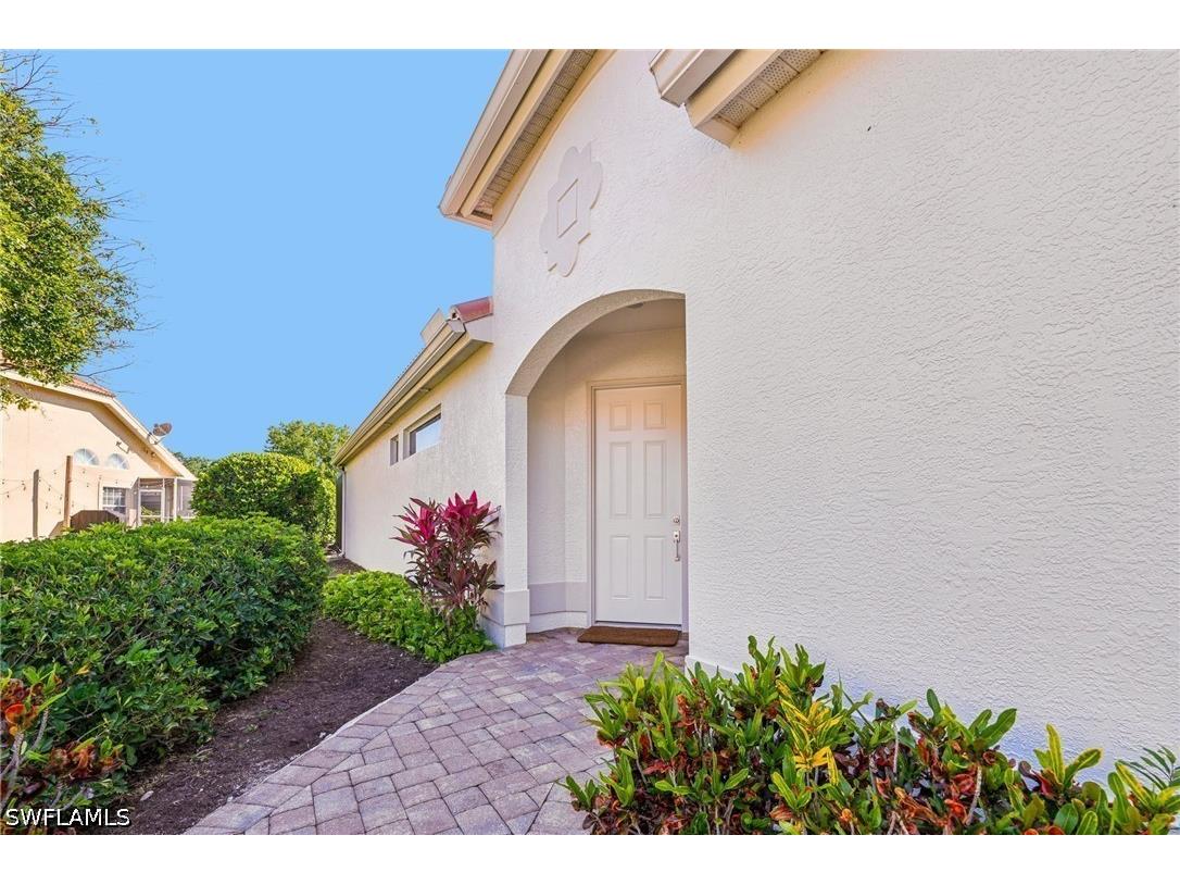 199 Vista Lane Naples FL 34119 226013461 image3