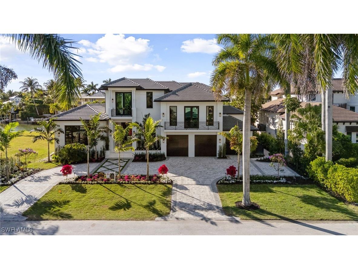 1990 7th Street S Naples FL 34102 225084686 image2