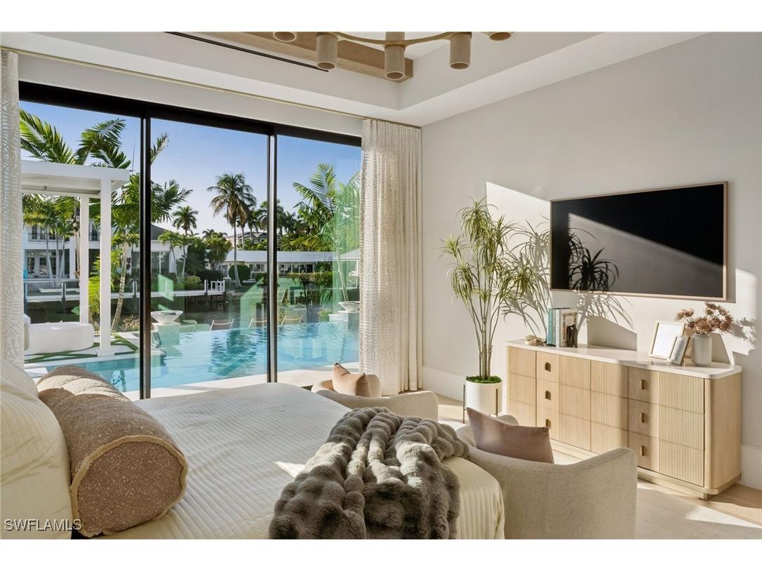 1990 7th Street S Naples FL 34102 225084686 image20