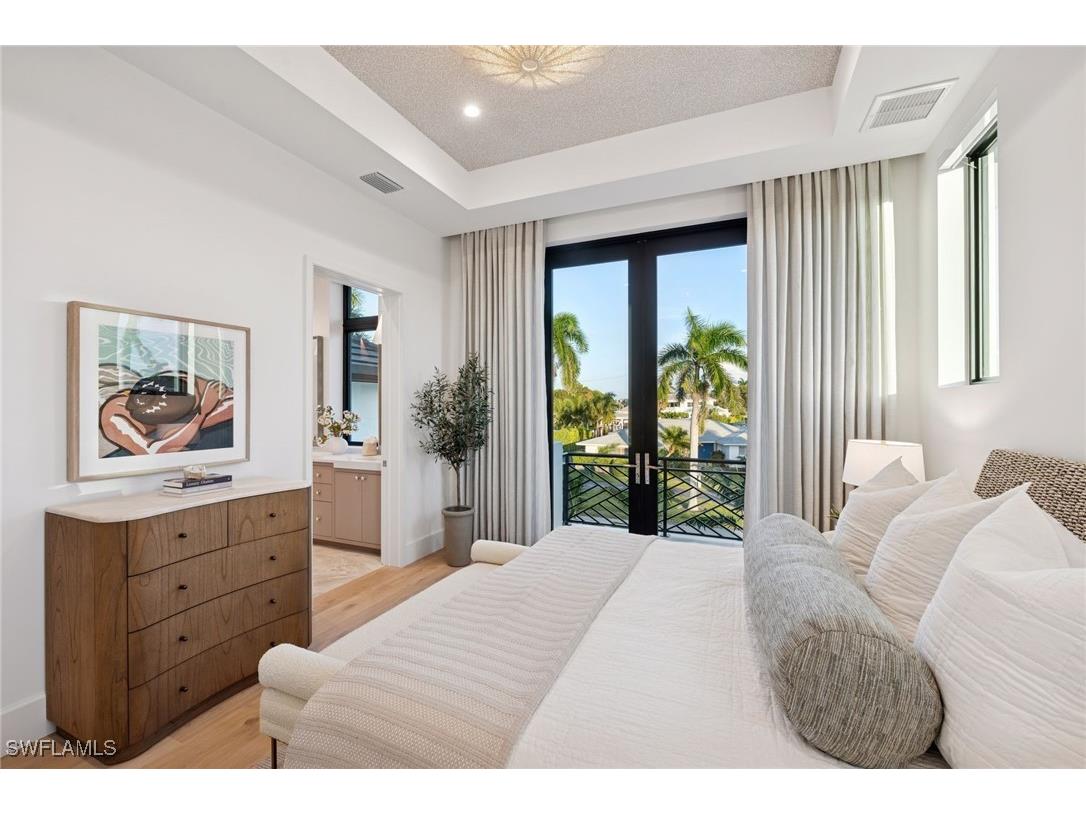 1990 7th Street S Naples FL 34102 225084686 image32