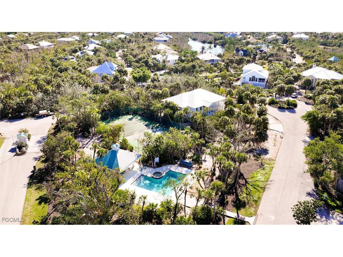 1990 My Tern Court Sanibel FL 33957 2025015594 image40