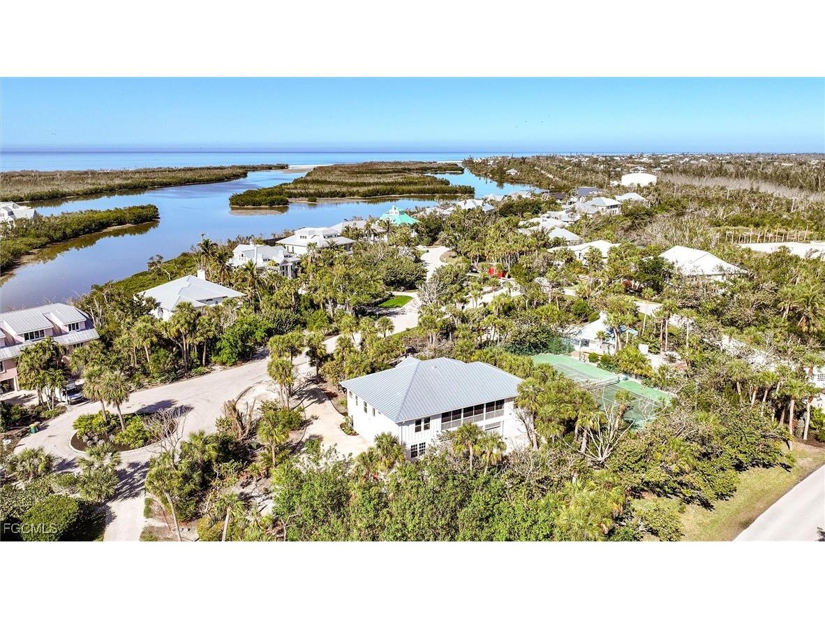 1990 My Tern Court Sanibel FL 33957 2025015594 image43