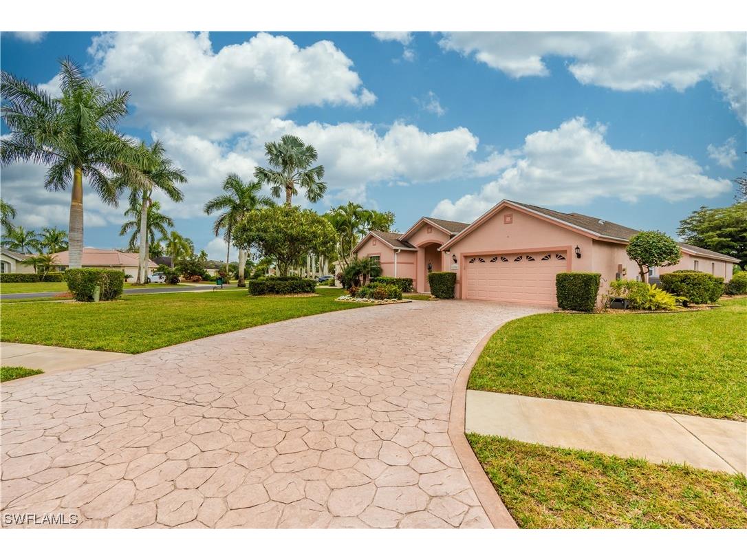 1990 Terrazzo Lane Naples FL 34104 224006981 image1