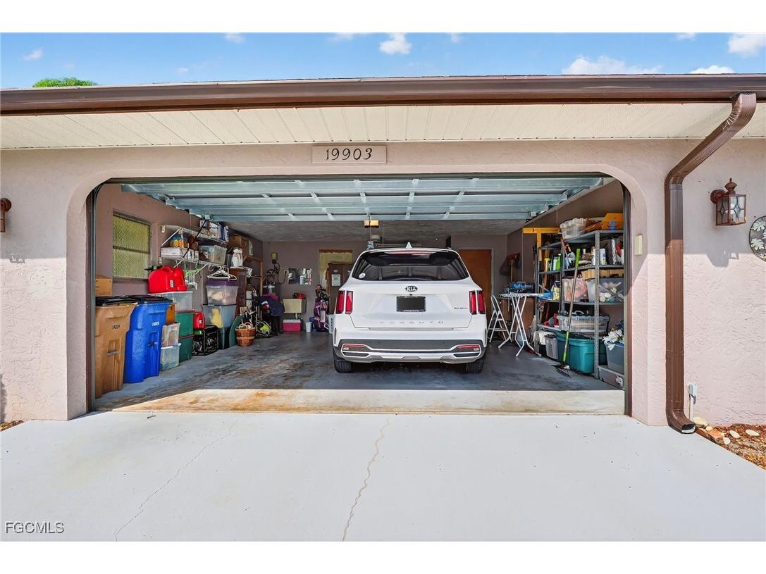 19903 Lake Vista Circle N Lehigh Acres FL 33936 2025016425 image32