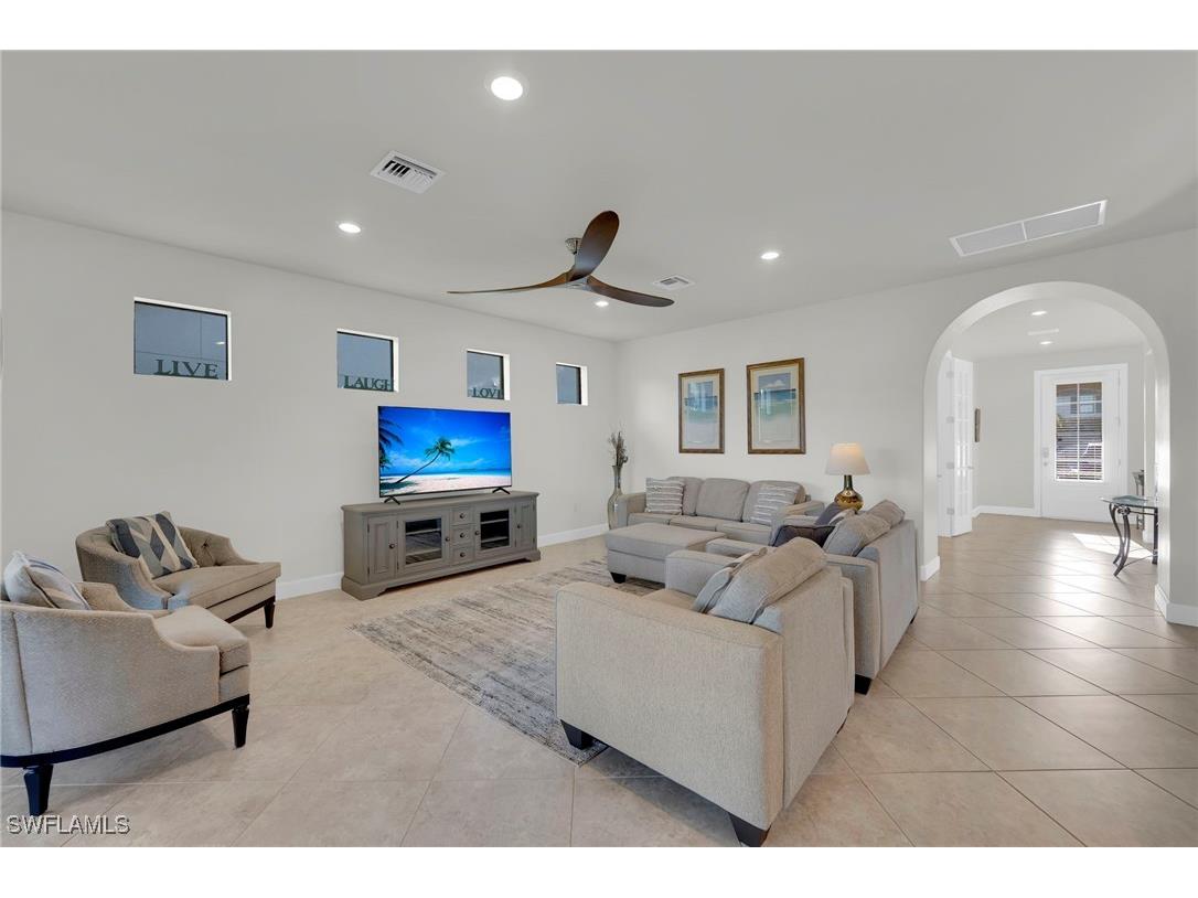 19912 Beverly Park Road Estero FL 33928 225070715 image1