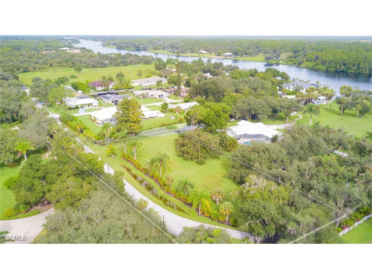 1993 Buford Street Alva FL 33920 2025011639 image10