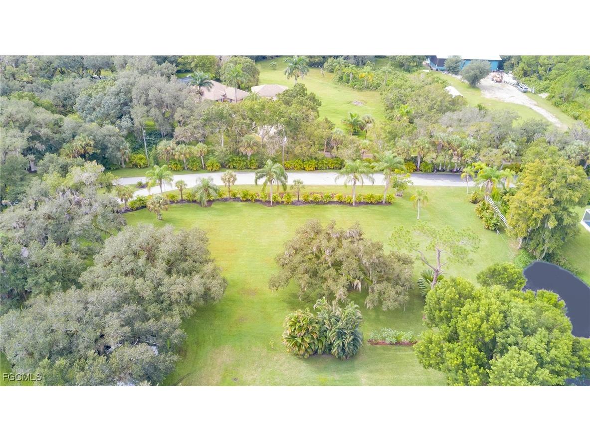 1993 Buford Street Alva FL 33920 2025011639 image12