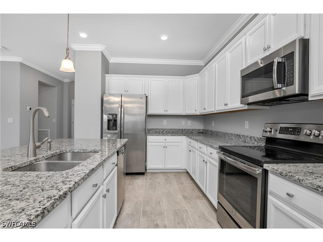 19952 Beverly Park Road Estero FL 33928 226020070 image8