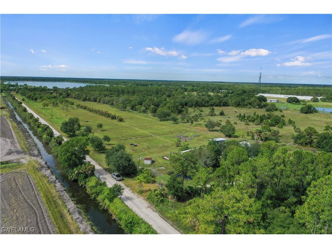 19967 Immokalee Road Naples FL 34120 223074609 image1