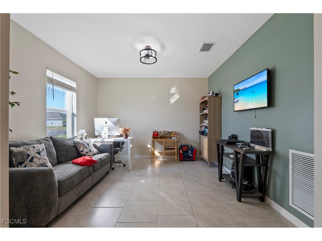 19972 Green Pasture Road Lehigh Acres FL 33974 2025021691 image14