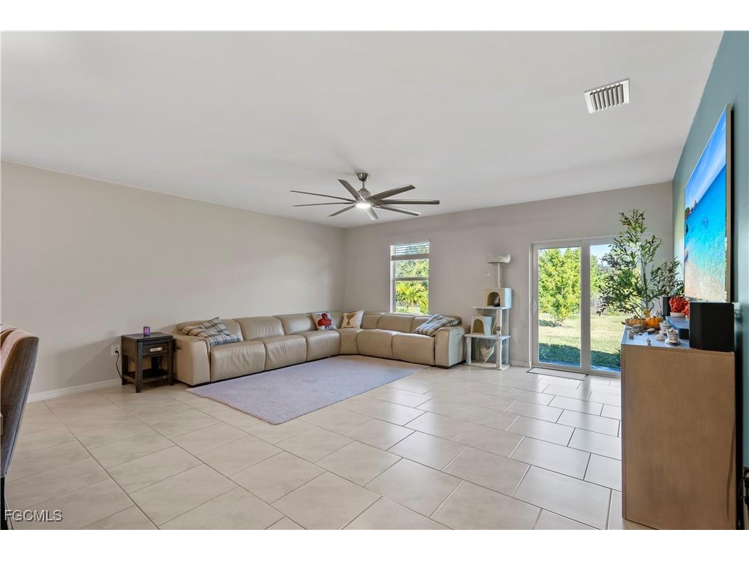 19972 Green Pasture Road Lehigh Acres FL 33974 2025021691 image6