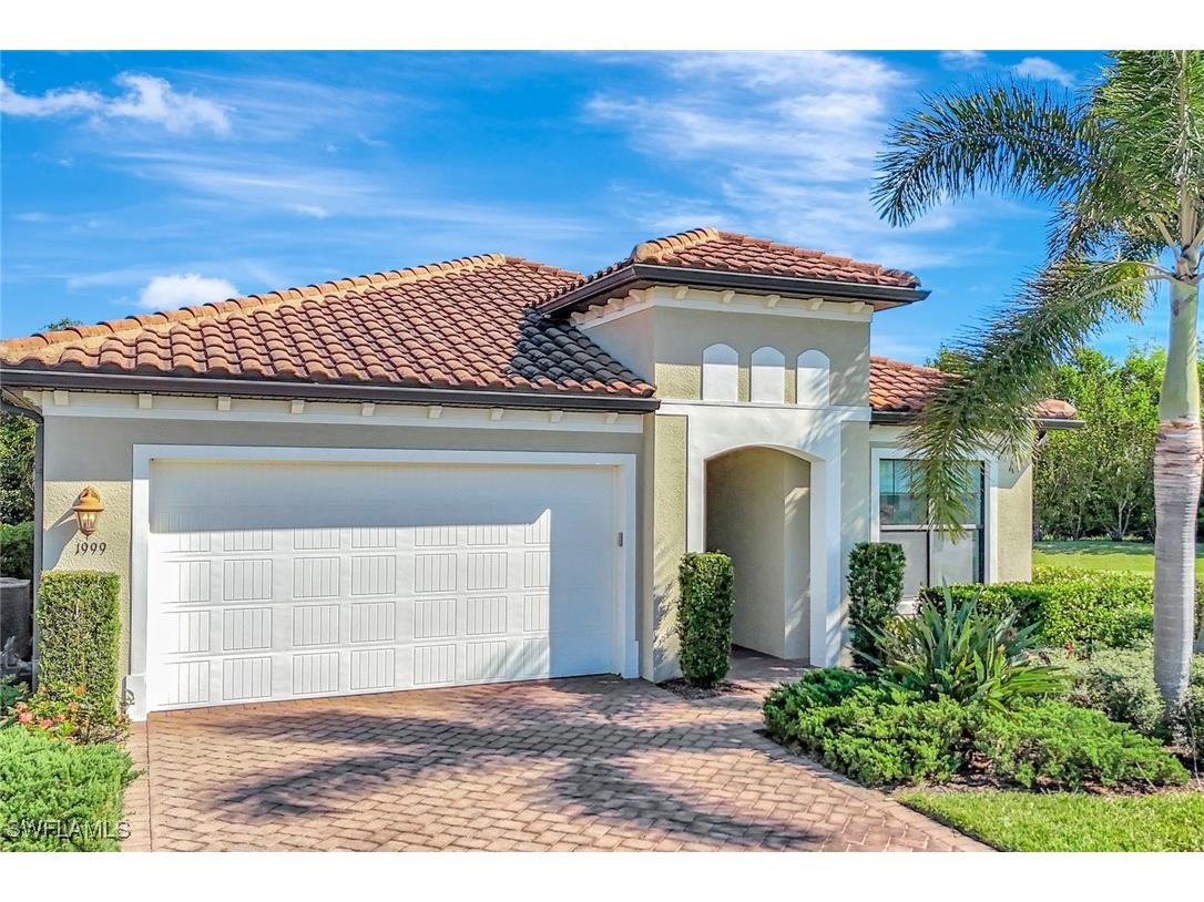 1999 Mustique Street Naples FL 34120 224096494 image1