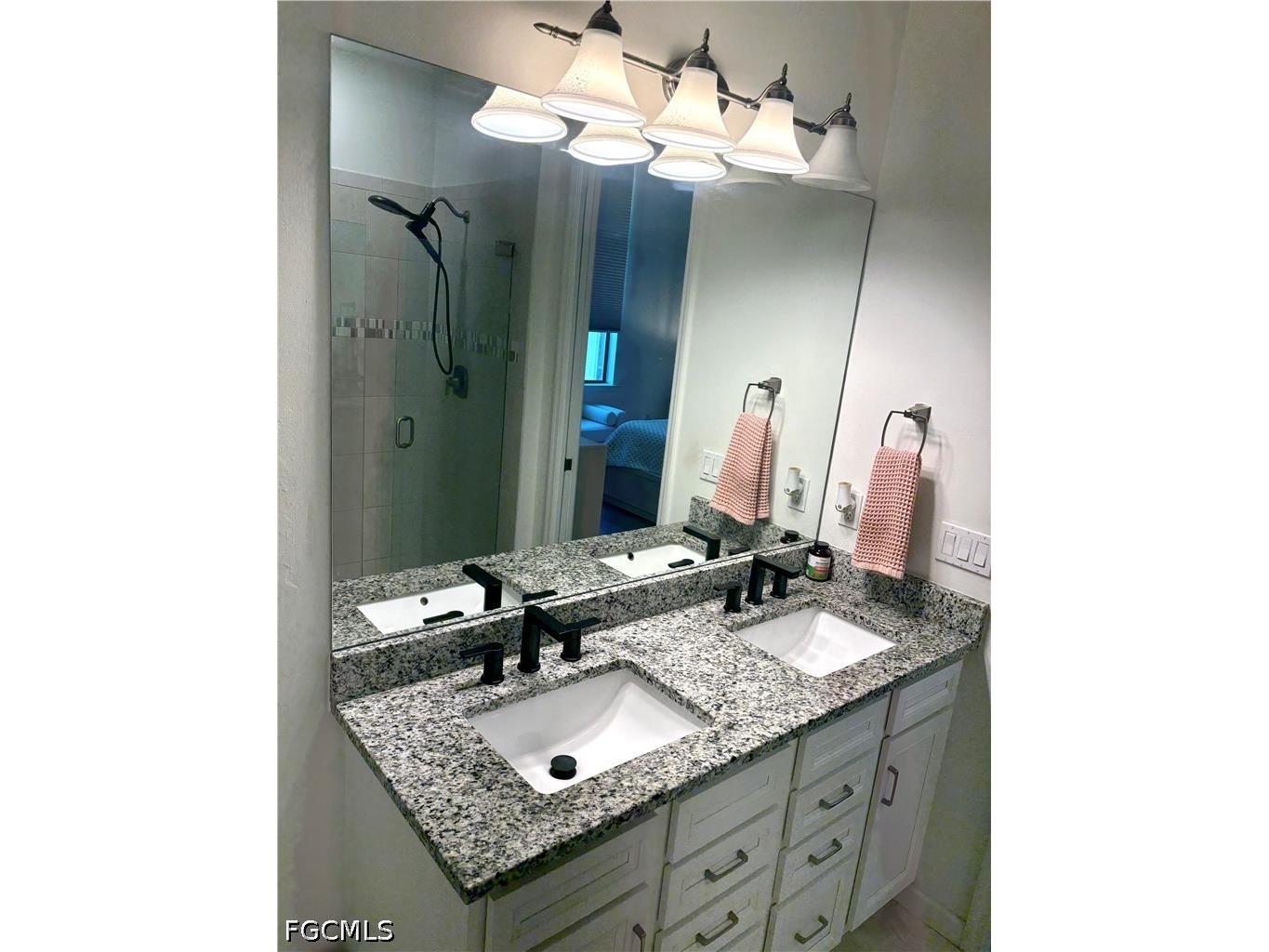 1999 Parson Street Naples FL 34120 2026019342 image3