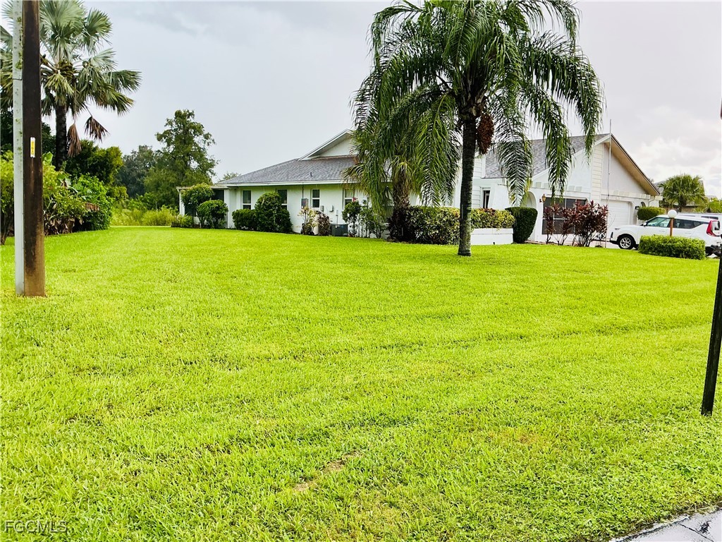 19990 Lake Vista Circle Lehigh Acres FL 33936 2025011541 image2