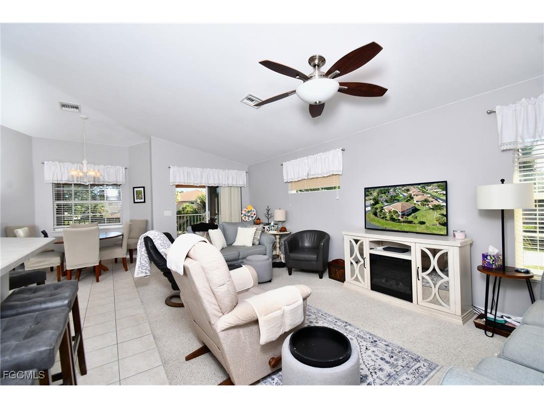 19999 Lake Vista Circle #3 Lehigh Acres FL 33936 2025020452 image5