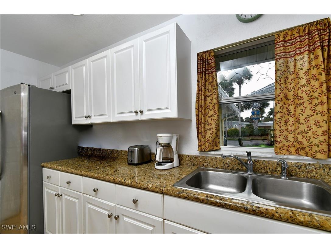 2 E Greens Circle Lehigh Acres FL 33936 224102683 image17