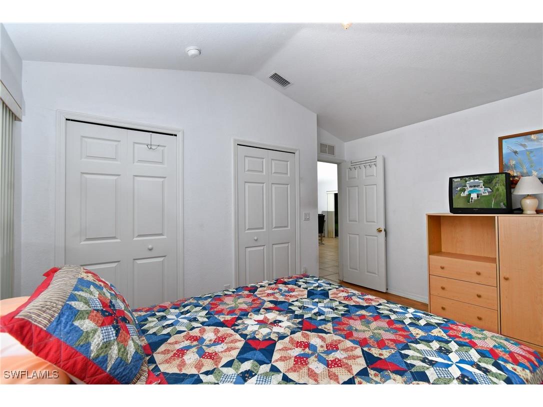 2 E Greens Circle Lehigh Acres FL 33936 224102683 image9